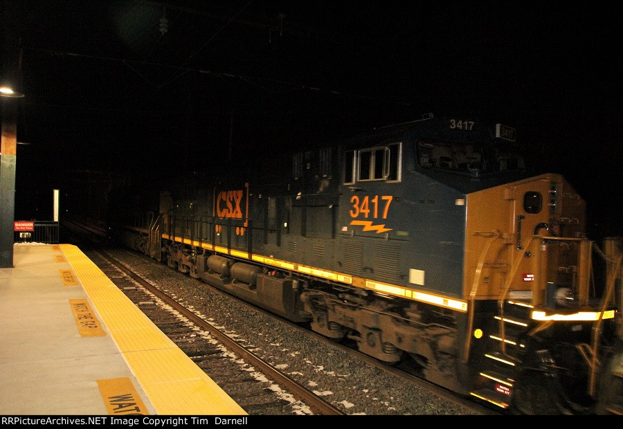 CSX 3417 on Q190